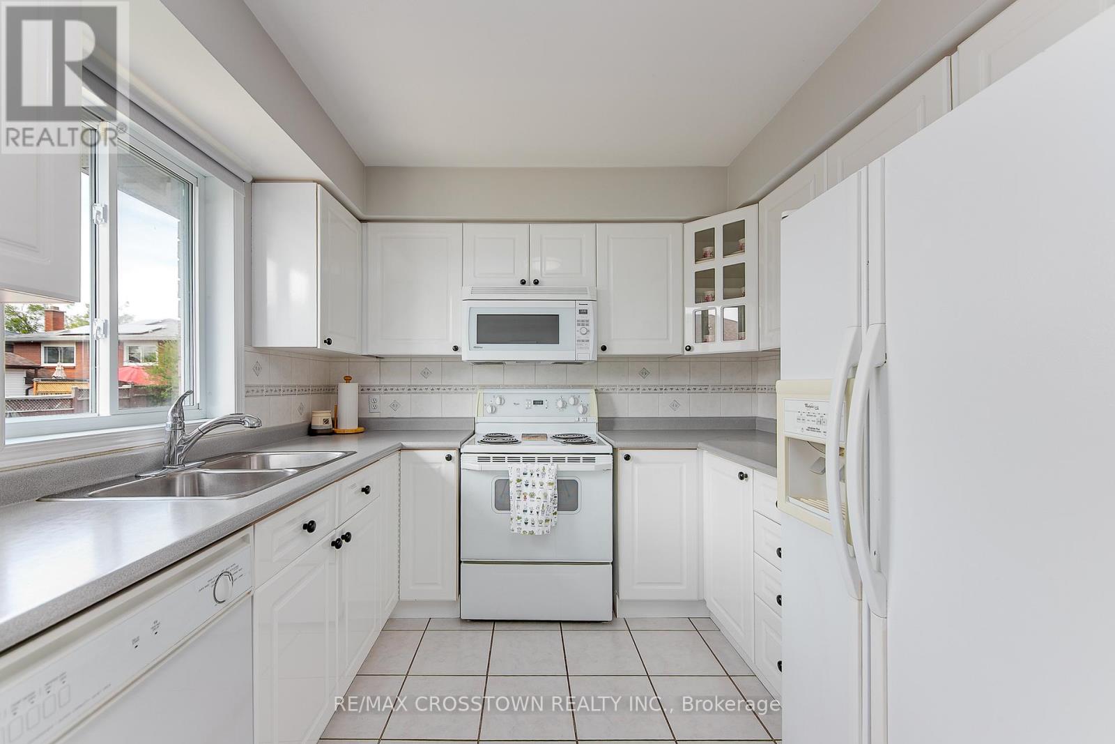 72 Buchanan Street, Barrie, Ontario  L4M 6B7 - Photo 24 - S12149837