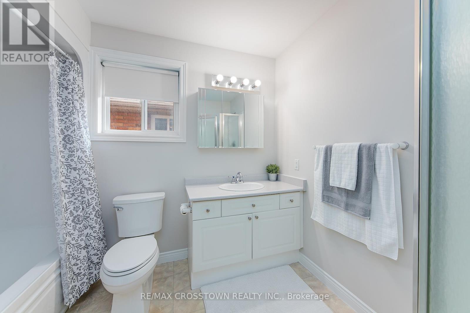 72 Buchanan Street, Barrie, Ontario  L4M 6B7 - Photo 35 - S12149837