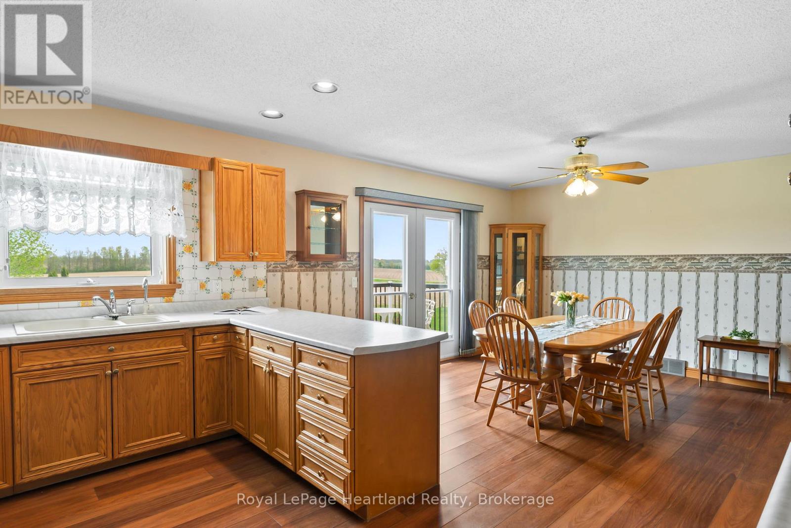 73 Allan Street W, Minto, Ontario  N0G 1M0 - Photo 18 - X12150075