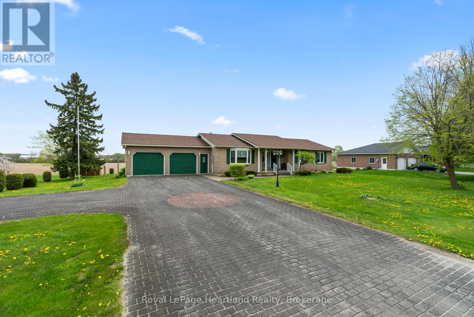 73 Allan Street W, Minto, Ontario  N0G 1M0 - Photo 7 - X12150075