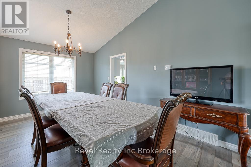 720 Anzio Road, Woodstock, Ontario  N4T 0B5 - Photo 12 - X12150025