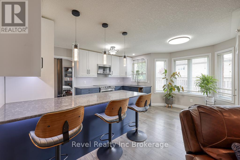 720 Anzio Road, Woodstock, Ontario  N4T 0B5 - Photo 16 - X12150025