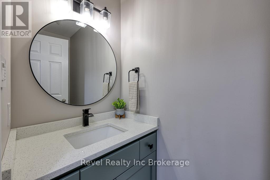 720 Anzio Road, Woodstock, Ontario  N4T 0B5 - Photo 24 - X12150025