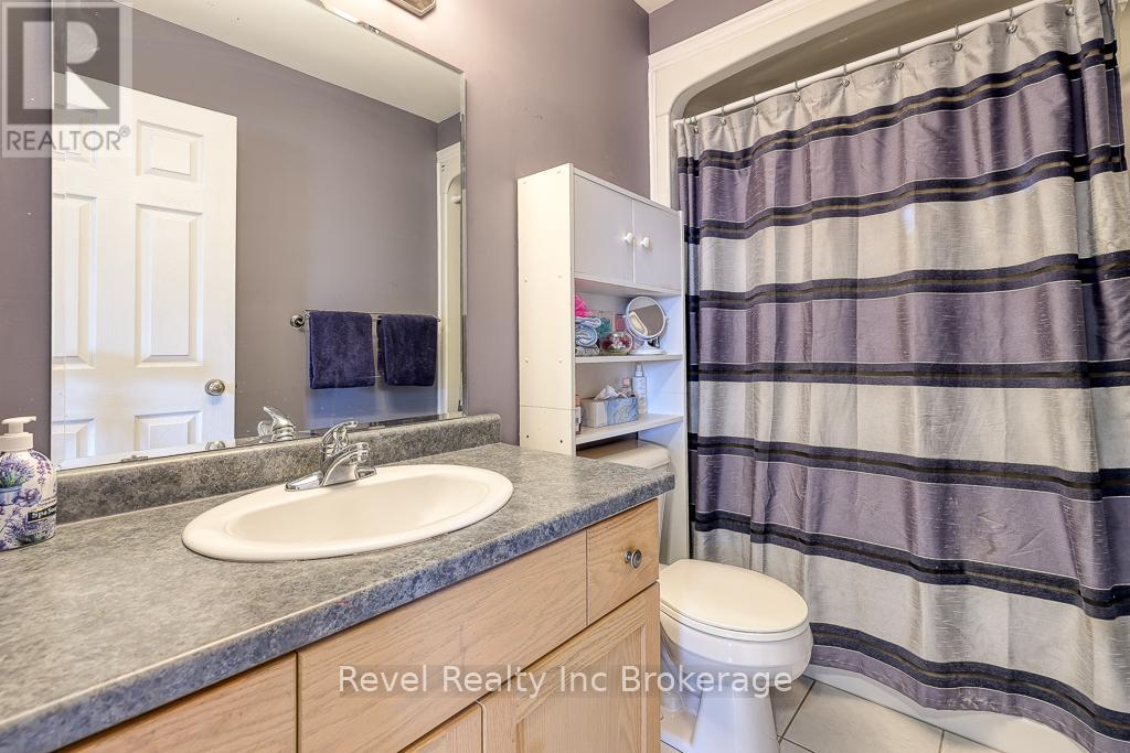 720 Anzio Road, Woodstock, Ontario  N4T 0B5 - Photo 34 - X12150025