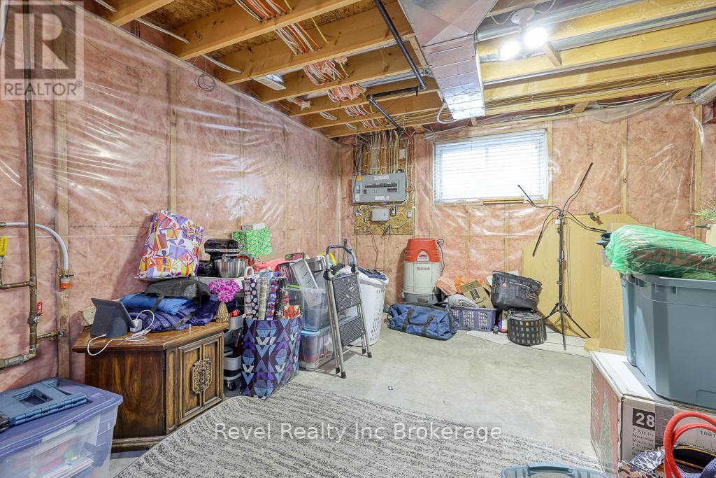 720 Anzio Road, Woodstock, Ontario  N4T 0B5 - Photo 37 - X12150025