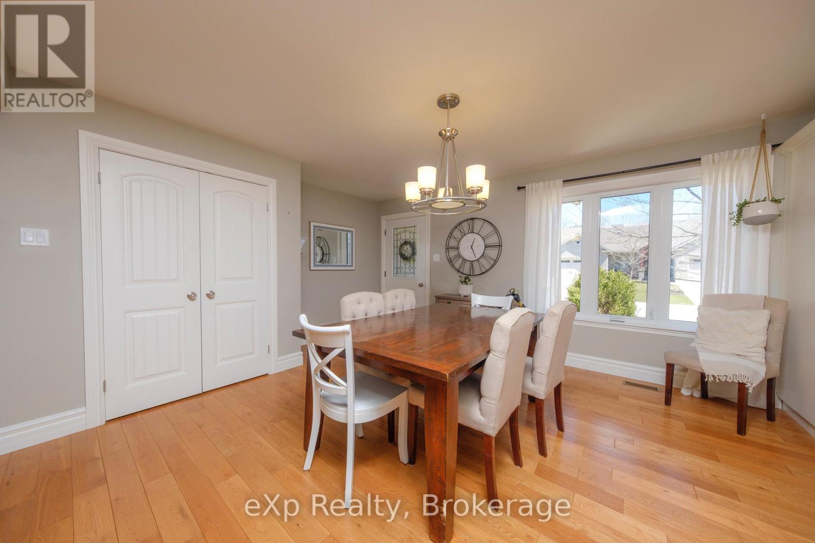 477 Creekwood Drive, Saugeen Shores, Ontario  N0H 2L0 - Photo 31 - X12150131