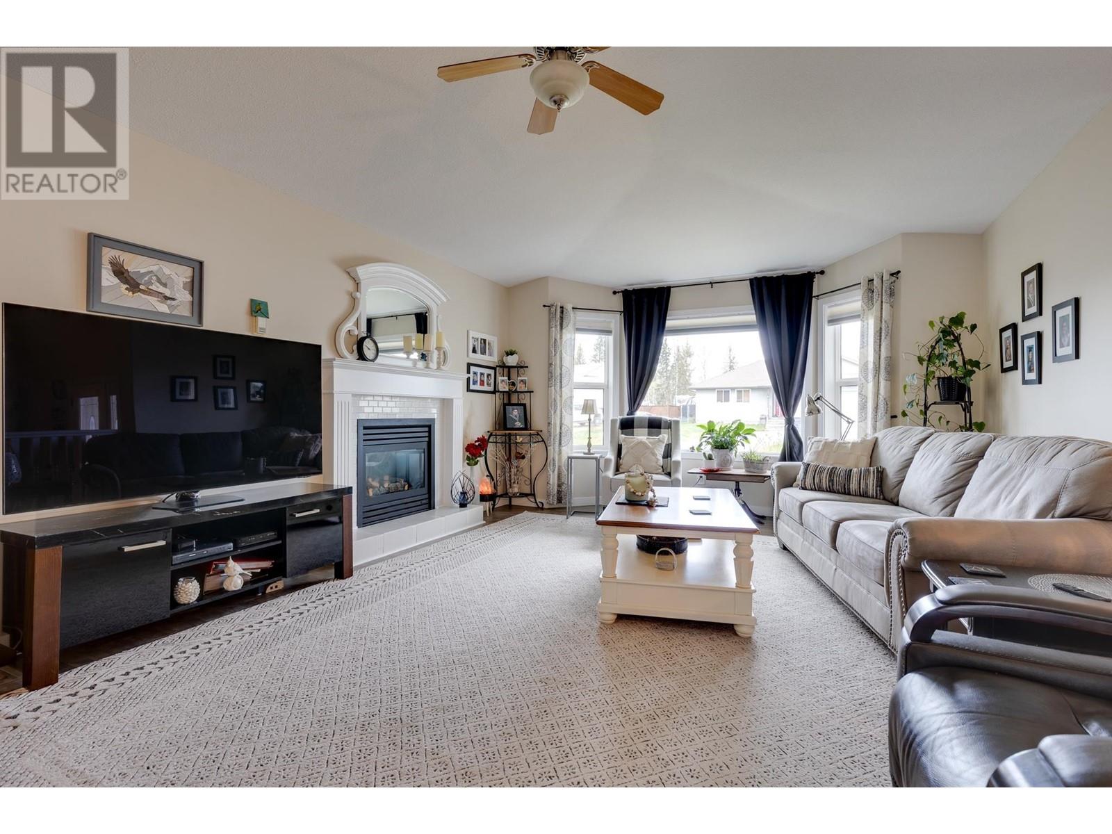 5628 Bearspaw Crescent, Prince George, British Columbia  V2N 6P7 - Photo 5 - R3003181