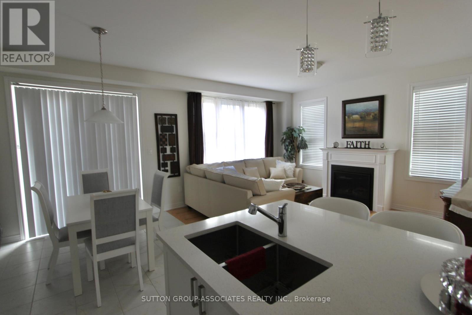 2576 Orchestrate Drive W, Oshawa, Ontario  L1L 0R4 - Photo 5 - E12149701