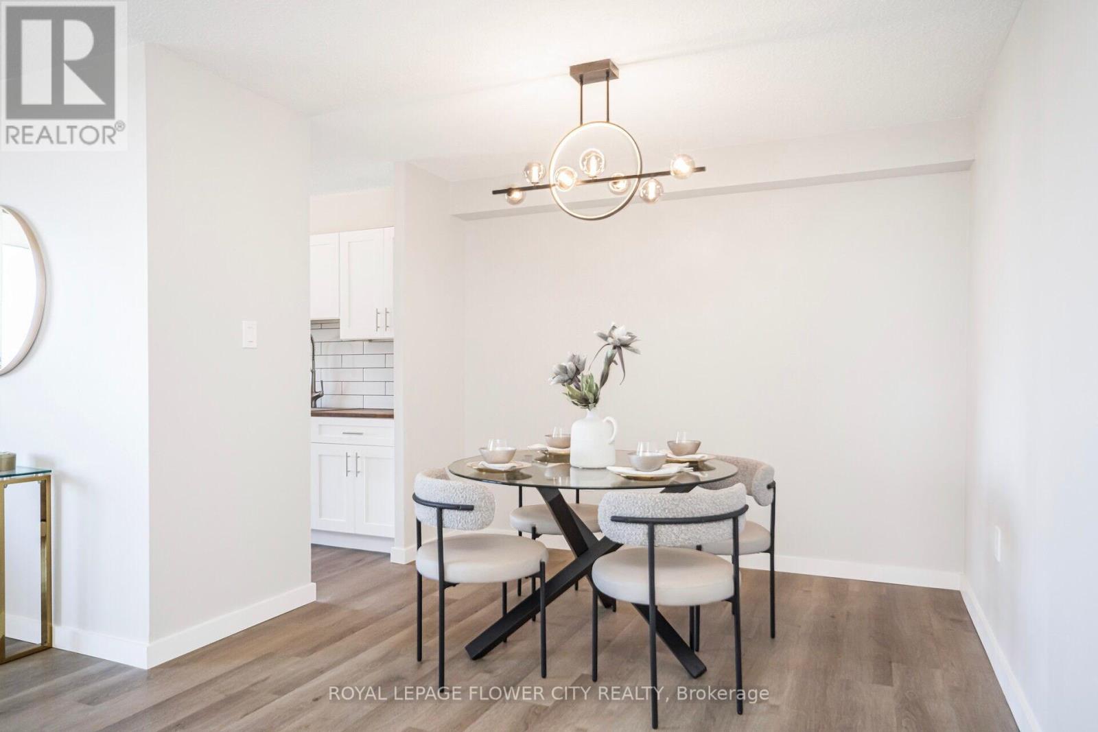 605 - 17 Knightsbridge Road, Brampton, Ontario  L6T 3X9 - Photo 18 - W12149857