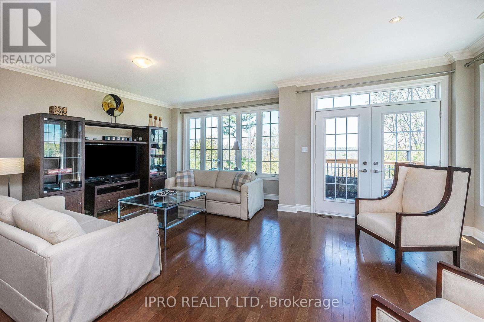 110 Rolling Hills Lane, Caledon, Ontario  L7E 4E1 - Photo 14 - W12149477