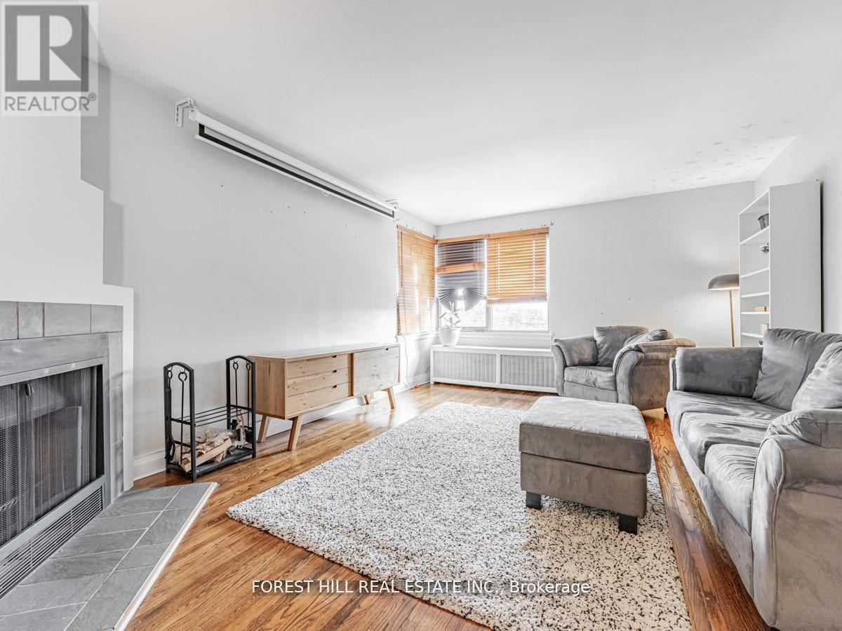 305 - 1840 Bathurst Street, Toronto, Ontario  M5P 3K7 - Photo 1 - C12146839