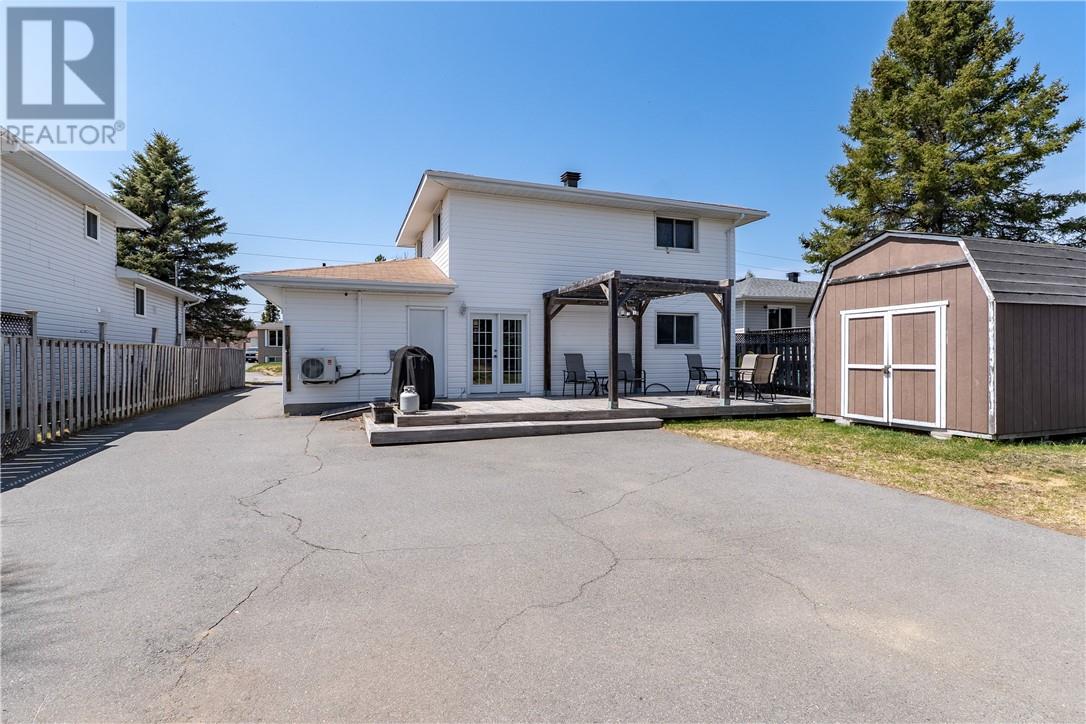 4306 Frost, Hanmer, Ontario  P3P 1C8 - Photo 4 - 2122273