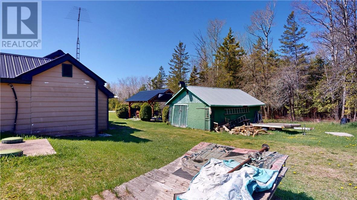 622 Campbell Rd, Evansville, Ontario  P0P 1E0 - Photo 10 - 2122240