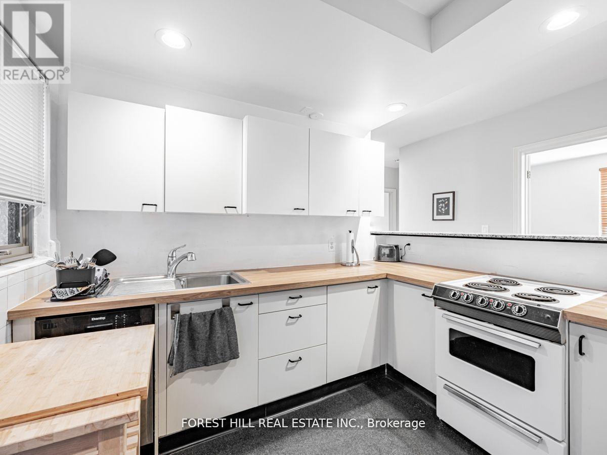 305 - 1840 Bathurst Street, Toronto, Ontario  M5P 3K7 - Photo 8 - C12146839