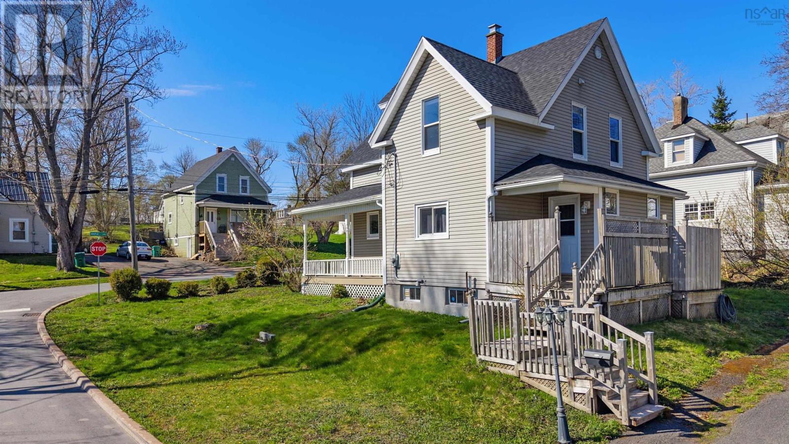 Property at 63 Maple Avenue image 4