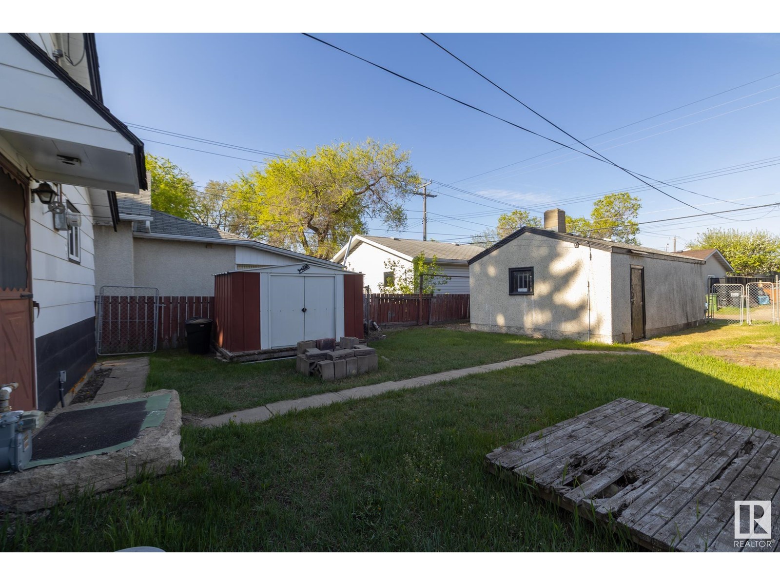 Property at 12906 128 ST NW image 2