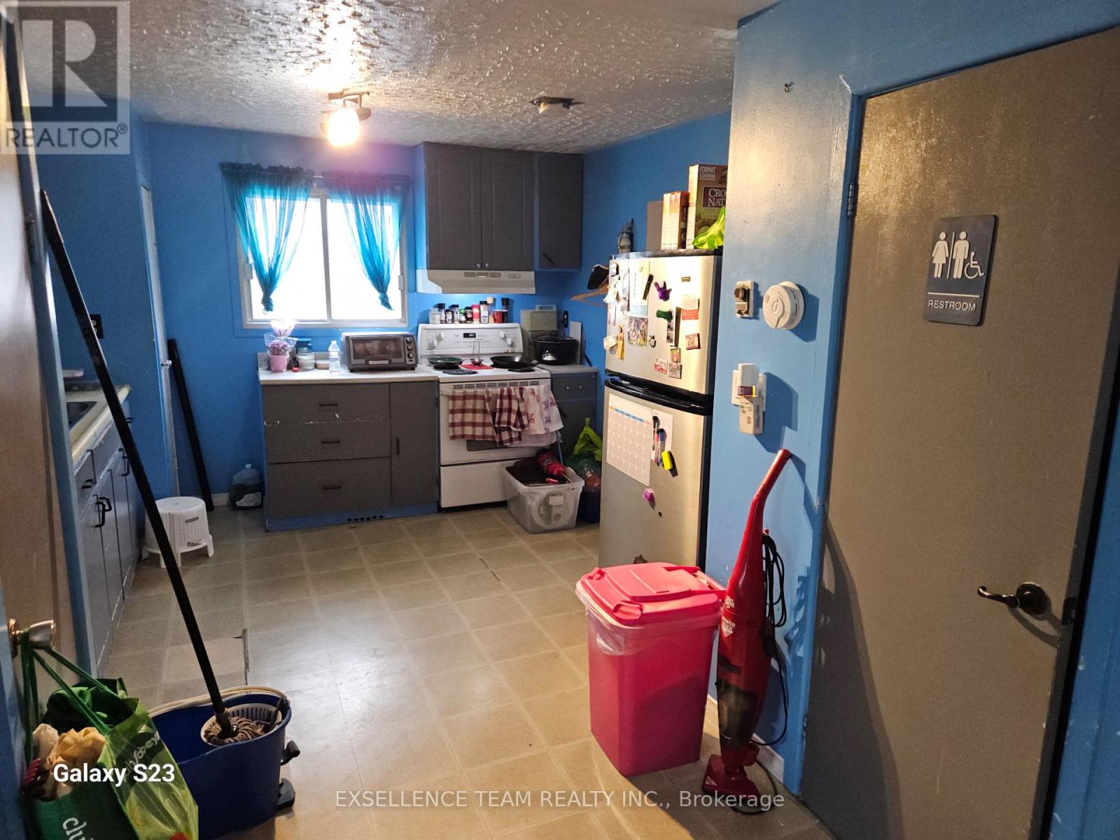 335 Brookdale Avenue, Cornwall, Ontario  K6J 4P2 - Photo 7 - X12020910
