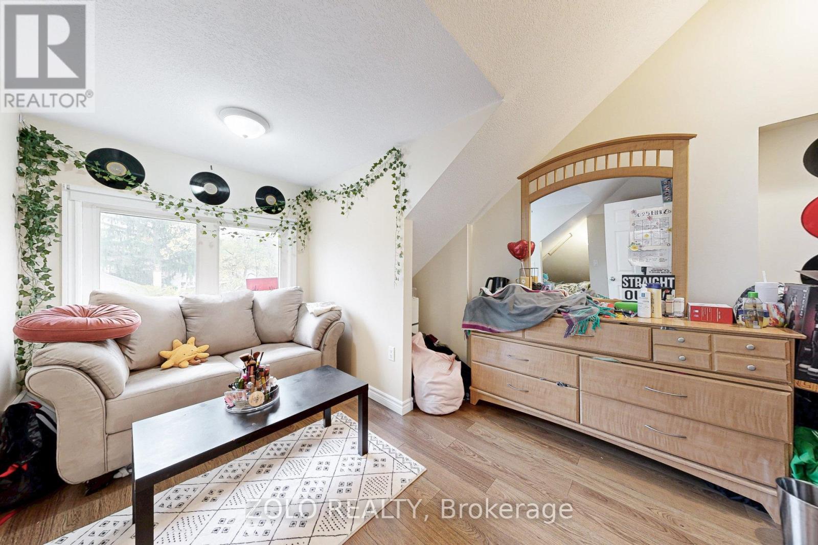 43 Forbes Avenue, Guelph, Ontario  N1G 1G2 - Photo 17 - X12149792