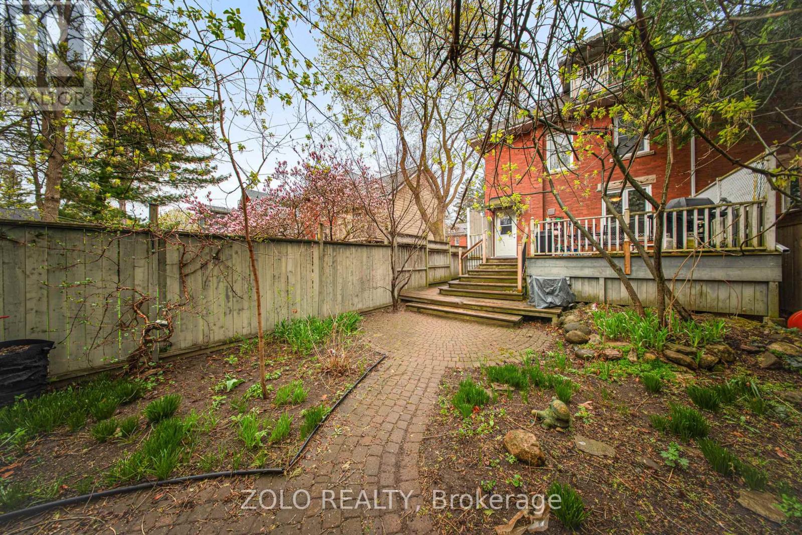 43 Forbes Avenue, Guelph, Ontario  N1G 1G2 - Photo 21 - X12149792