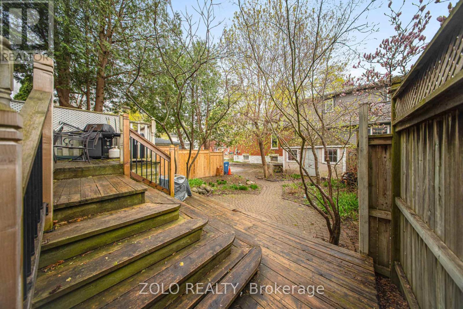 43 Forbes Avenue, Guelph, Ontario  N1G 1G2 - Photo 23 - X12149792