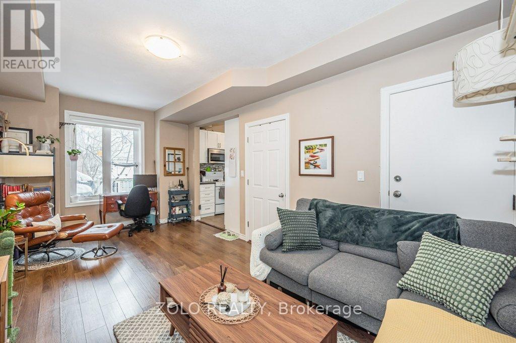 43 Forbes Avenue, Guelph, Ontario  N1G 1G2 - Photo 27 - X12149792