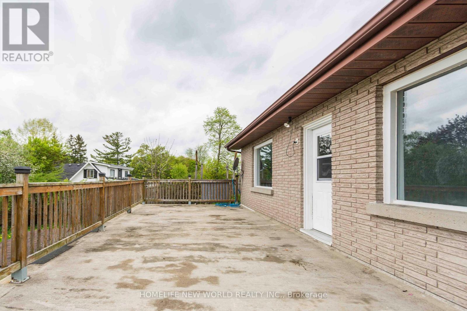 41 Alfred Street, Quinte West, Ontario  K8V 2B2 - Photo 33 - X12149824