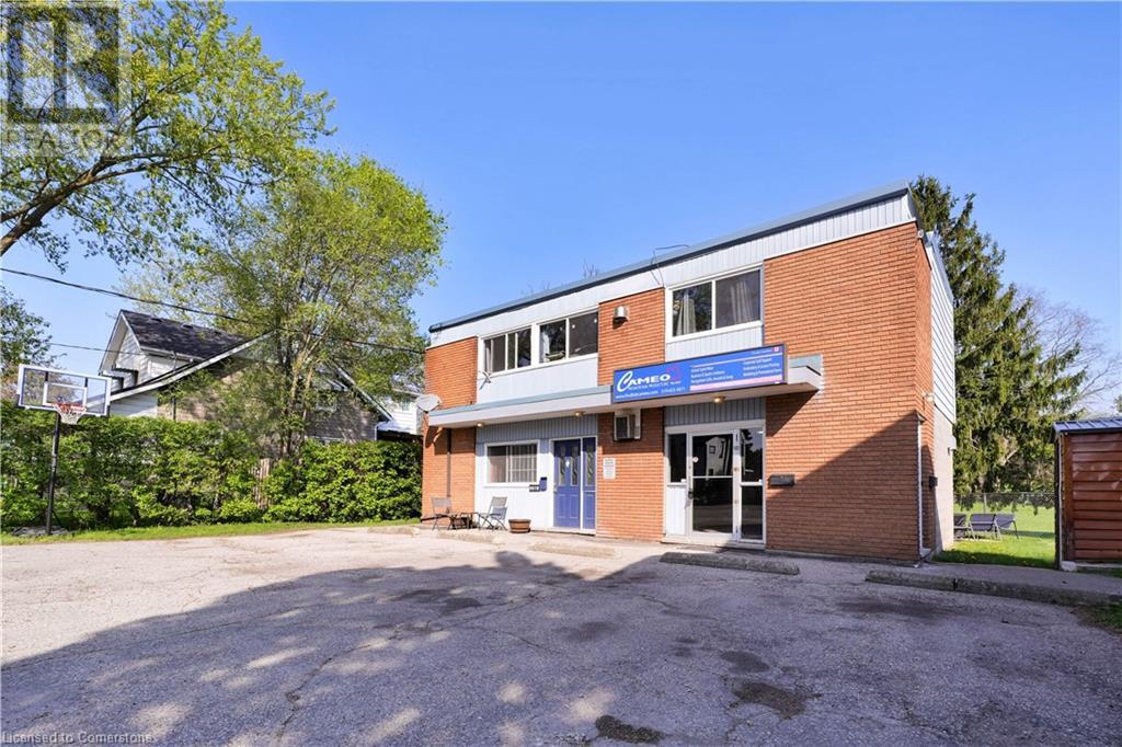 Property at 507 DOLPH Street N image 3