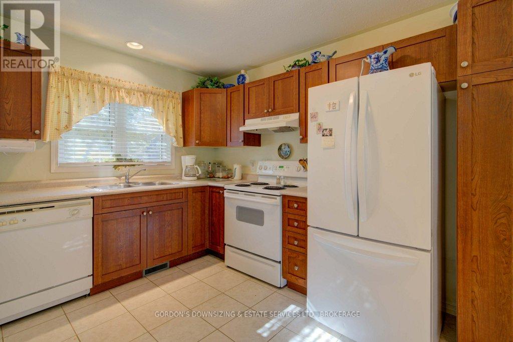 272 Beechwood Road, Greater Napanee, Ontario  K7R 3L1 - Photo 12 - X12150301