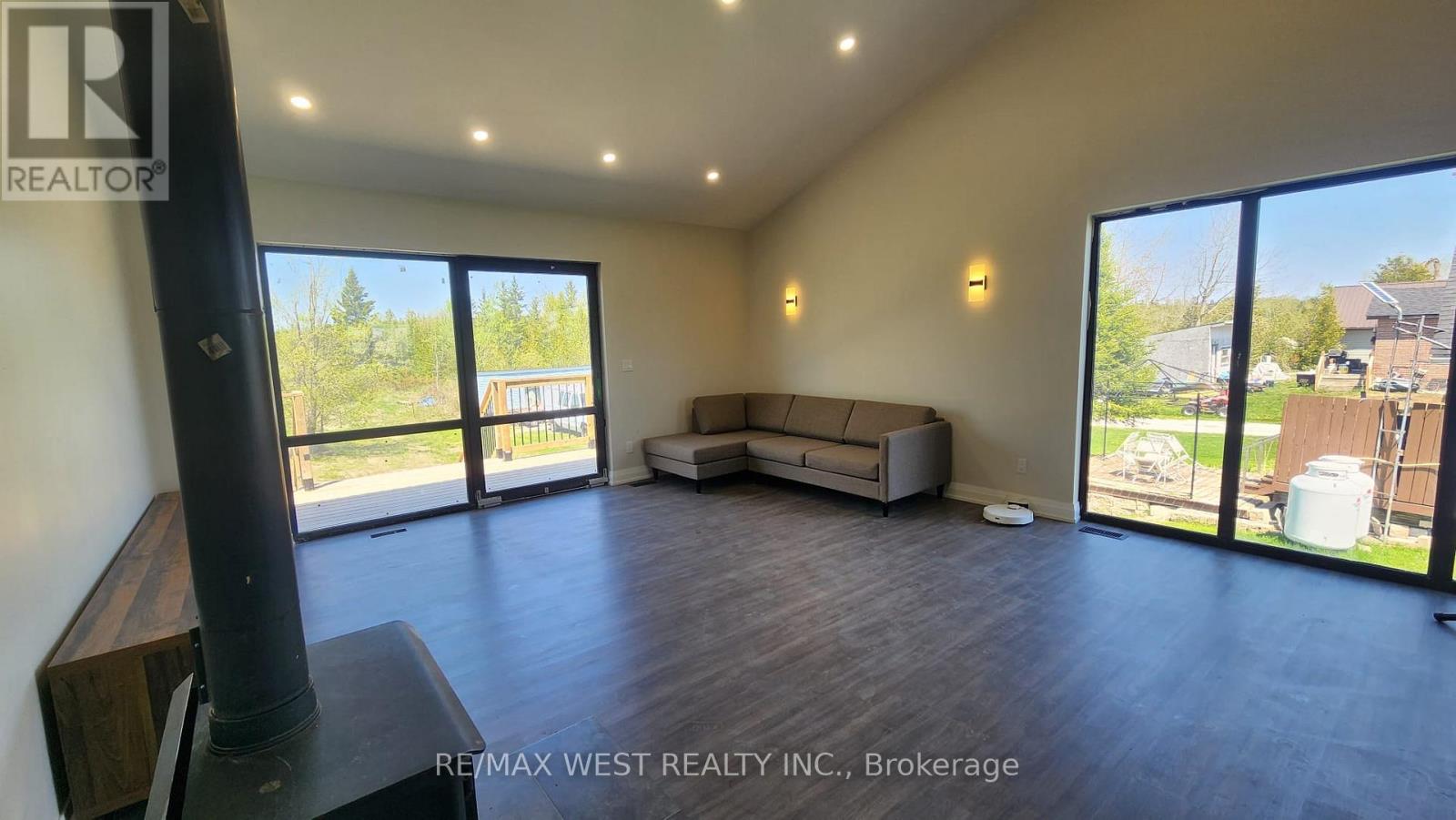 264 Mcguire Beach Rd Road, Kawartha Lakes, Ontario  K0M 2B0 - Photo 13 - X12142207