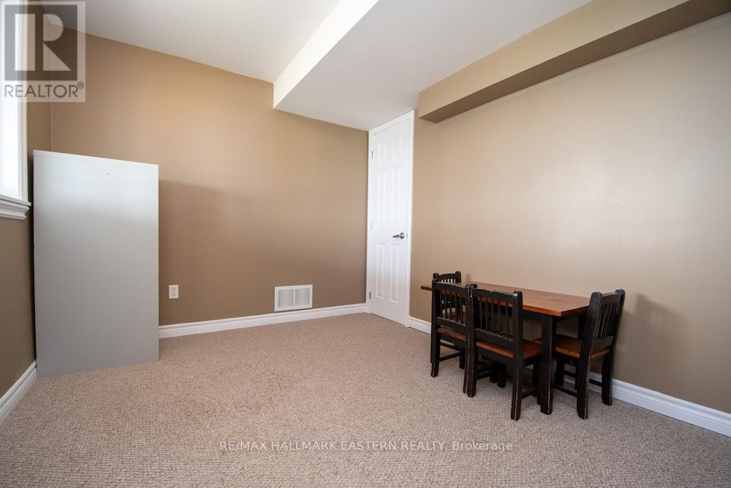962 Baker Street, Peterborough North, Ontario  K9H 7P7 - Photo 32 - X12150218