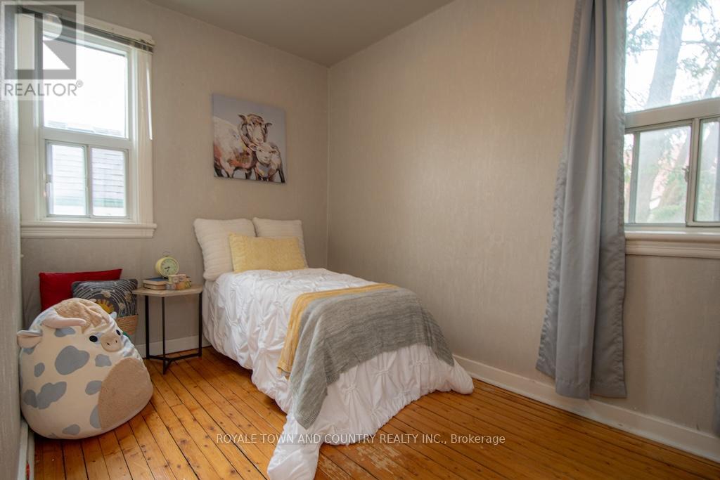 32 Adelaide Street S, Kawartha Lakes, Ontario  K9V 3J7 - Photo 14 - X12150260