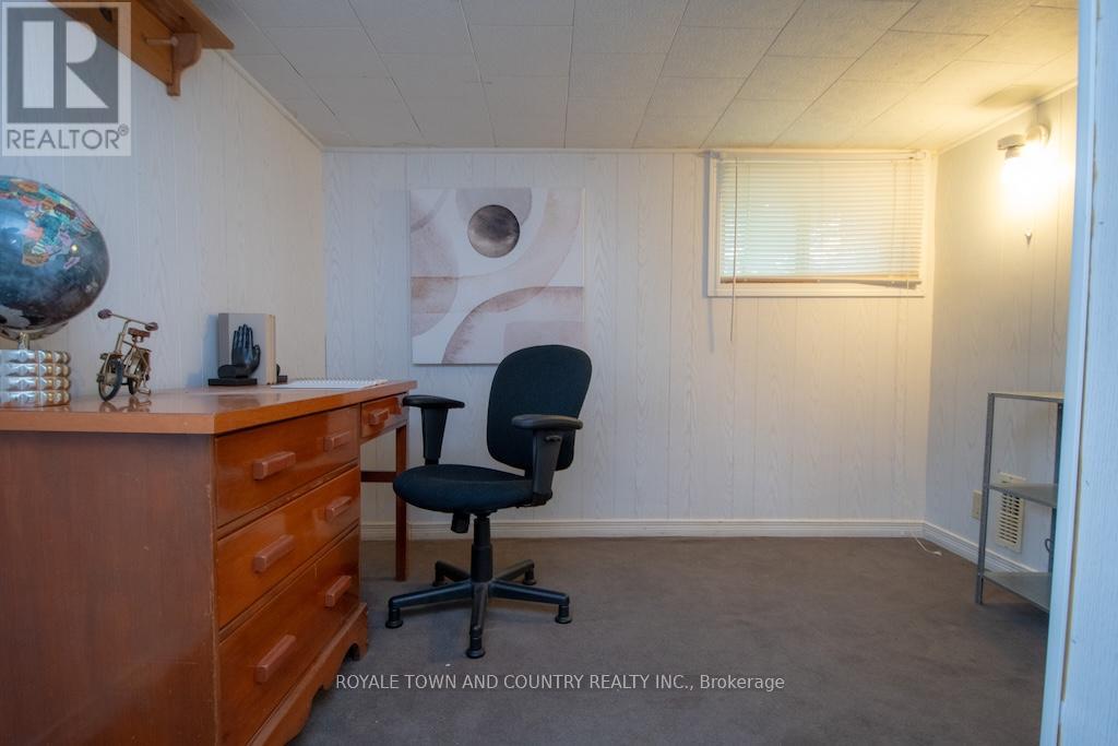 32 Adelaide Street S, Kawartha Lakes, Ontario  K9V 3J7 - Photo 18 - X12150260