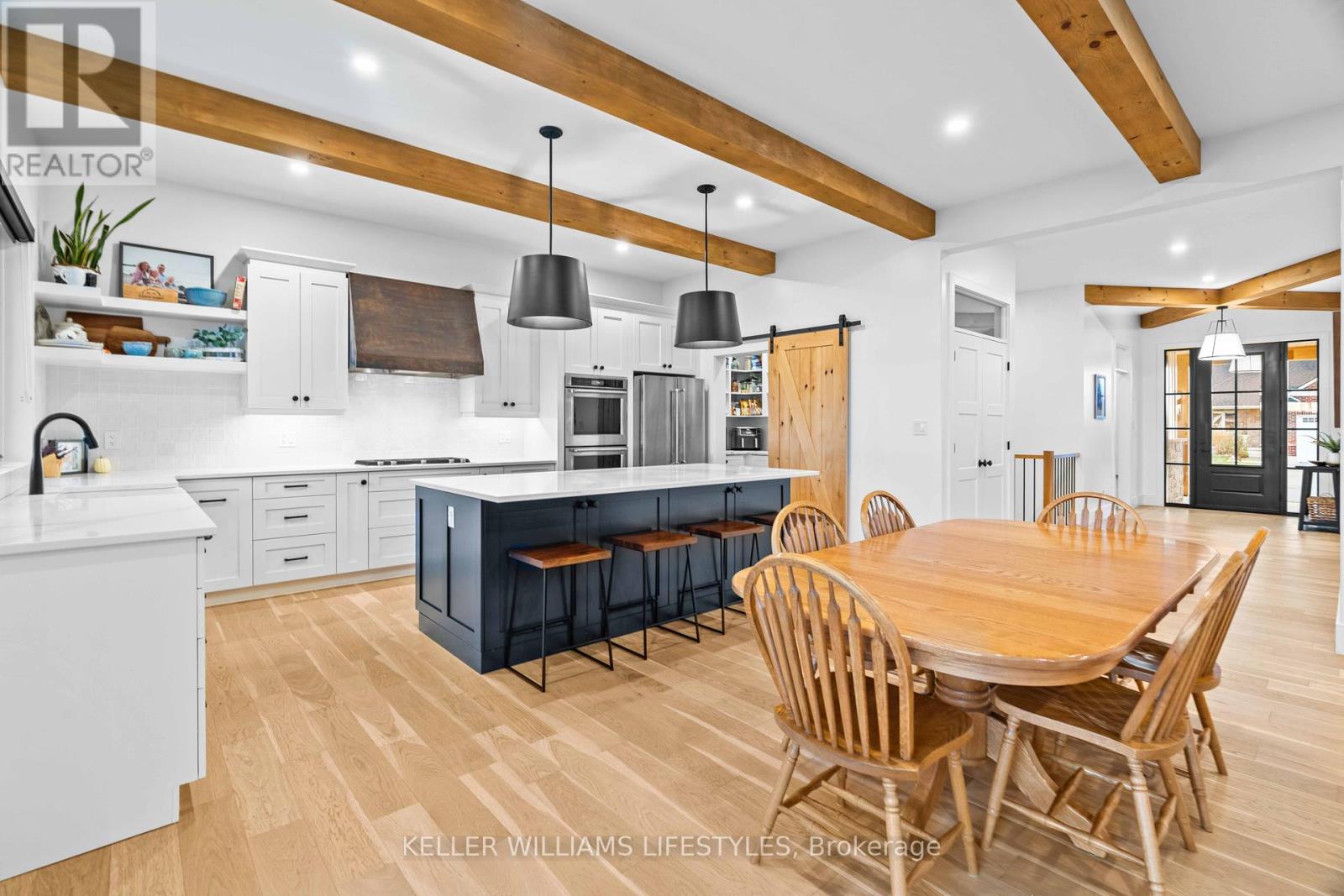 119 Field Street, Lambton Shores, Ontario  N0N 1J0 - Photo 16 - X12150187