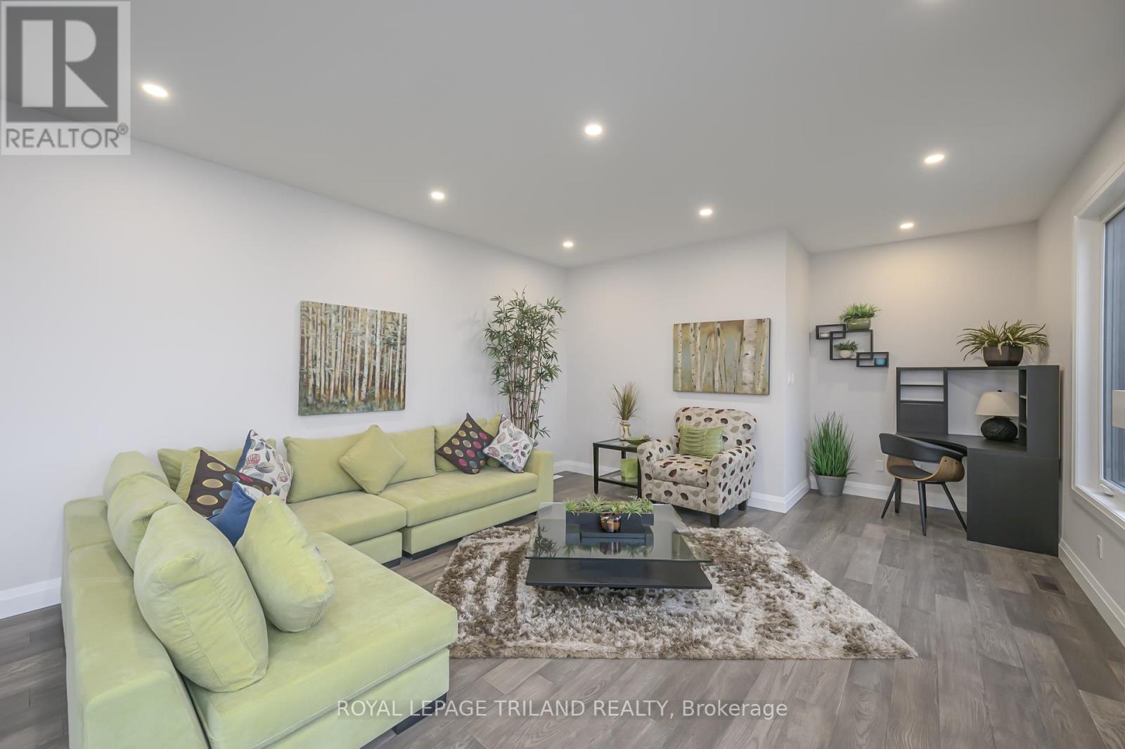 177 Middleton Avenue, London South, Ontario  N6L 0G1 - Photo 11 - X12150191