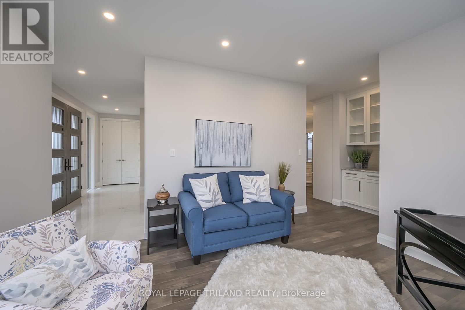 177 Middleton Avenue, London South, Ontario  N6L 0G1 - Photo 15 - X12150191