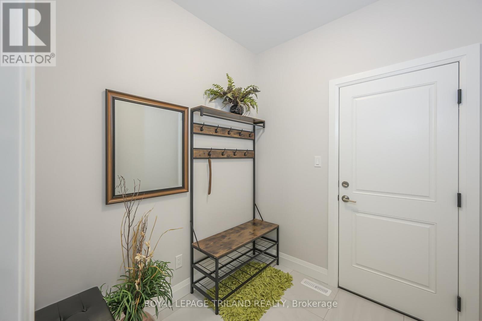 177 Middleton Avenue, London South, Ontario  N6L 0G1 - Photo 16 - X12150191