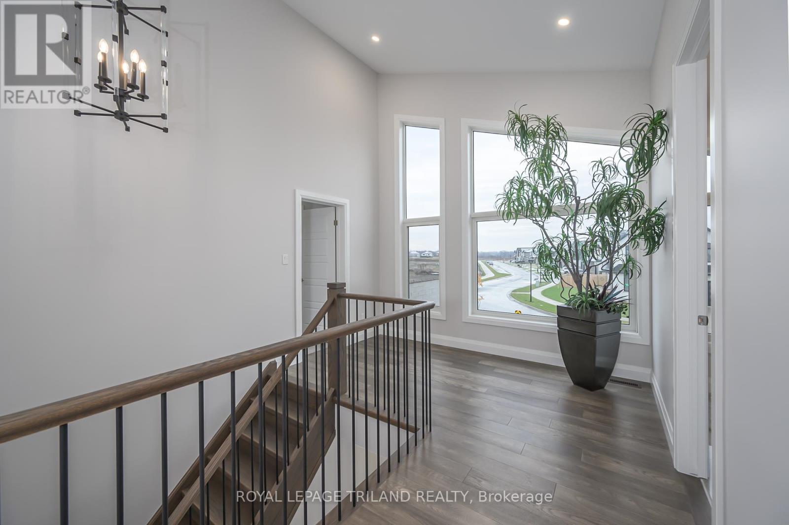177 Middleton Avenue, London South, Ontario  N6L 0G1 - Photo 19 - X12150191