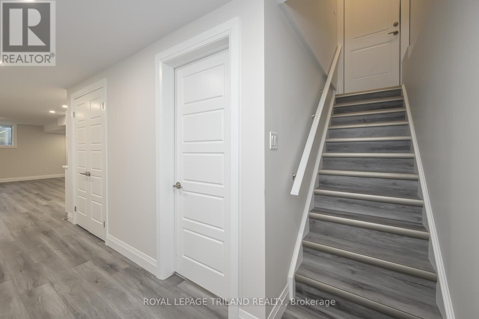 177 Middleton Avenue, London South, Ontario  N6L 0G1 - Photo 34 - X12150191