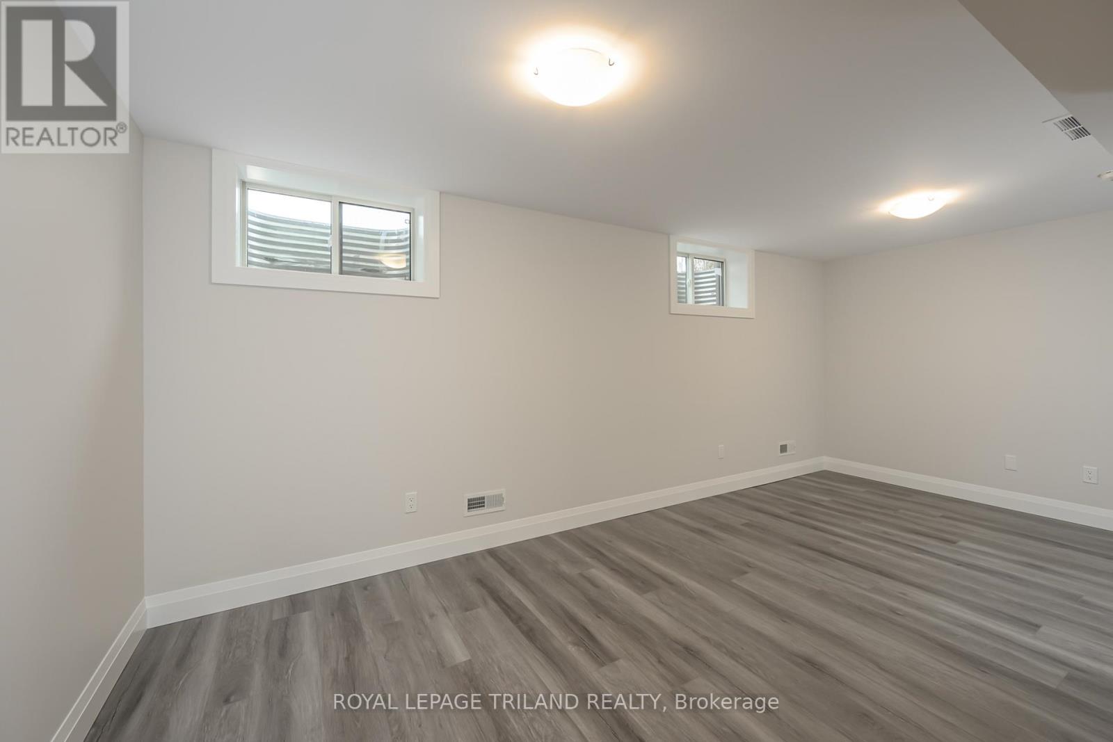 177 Middleton Avenue, London South, Ontario  N6L 0G1 - Photo 35 - X12150191
