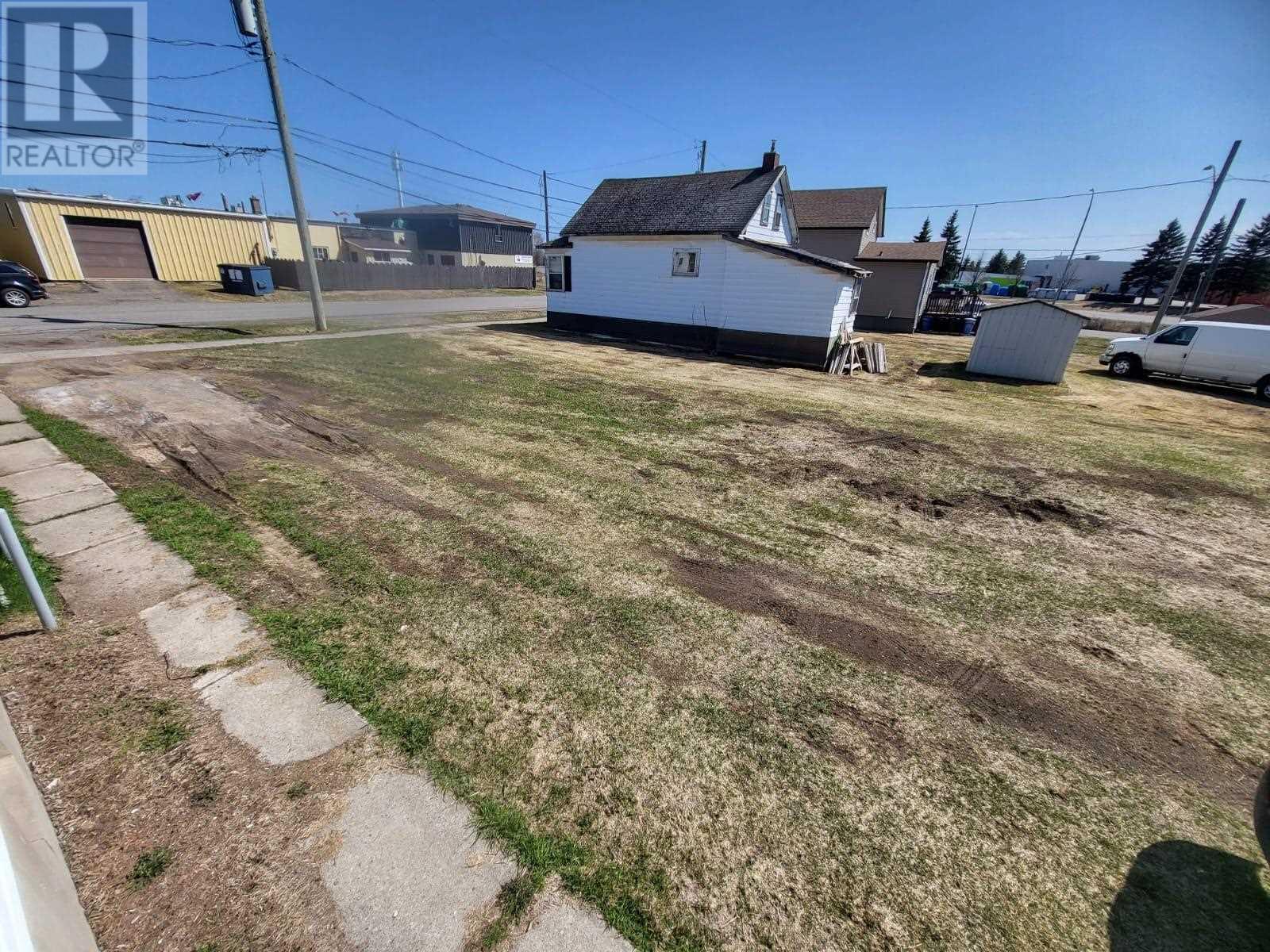 630 High St S, Thunder Bay, Ontario  P7B 3N2 - Photo 16 - TB251183