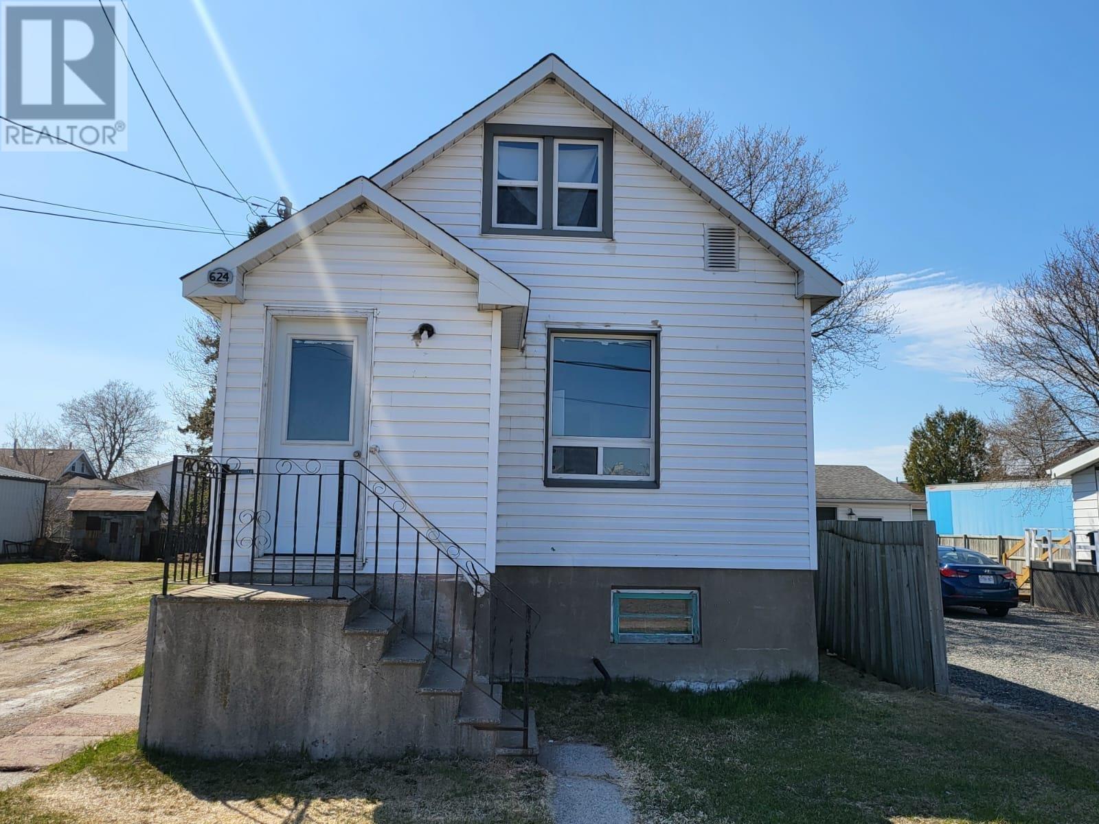 Property at 624 High ST S image 1