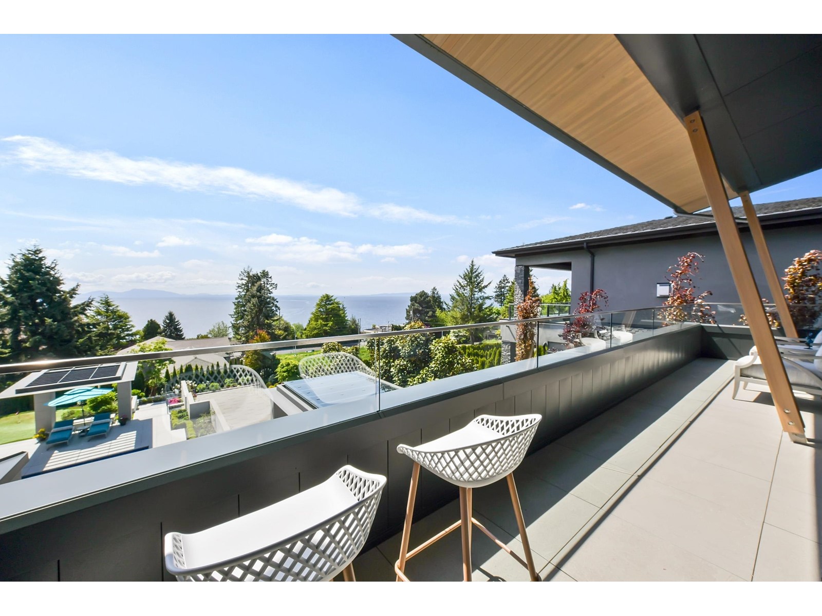 13386 Marine Drive, Surrey, British Columbia  V4A 1G2 - Photo 19 - R3001812