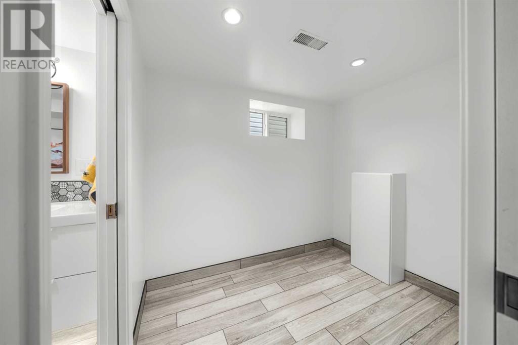 528 9 Avenue Ne, Calgary, Alberta  T2E 0W1 - Photo 28 - A2219208