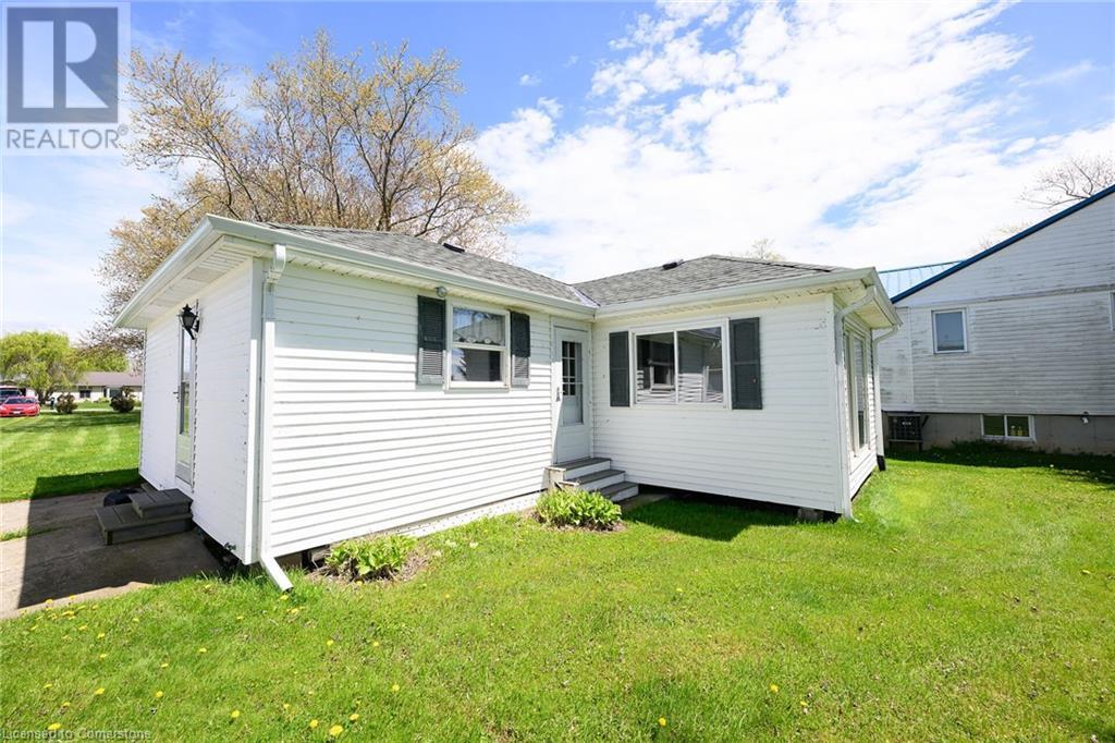 Property at 13 HORSESHOE BAY Road image 4