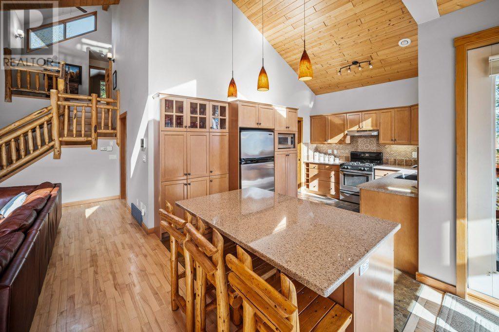 369 Eagle Heights, Canmore, Alberta  T1W 3C9 - Photo 12 - A2221277