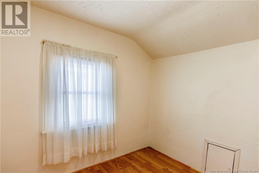 71 Pleasant Street, Moncton, New Brunswick  E1A 2T8 - Photo 28 - NB118429