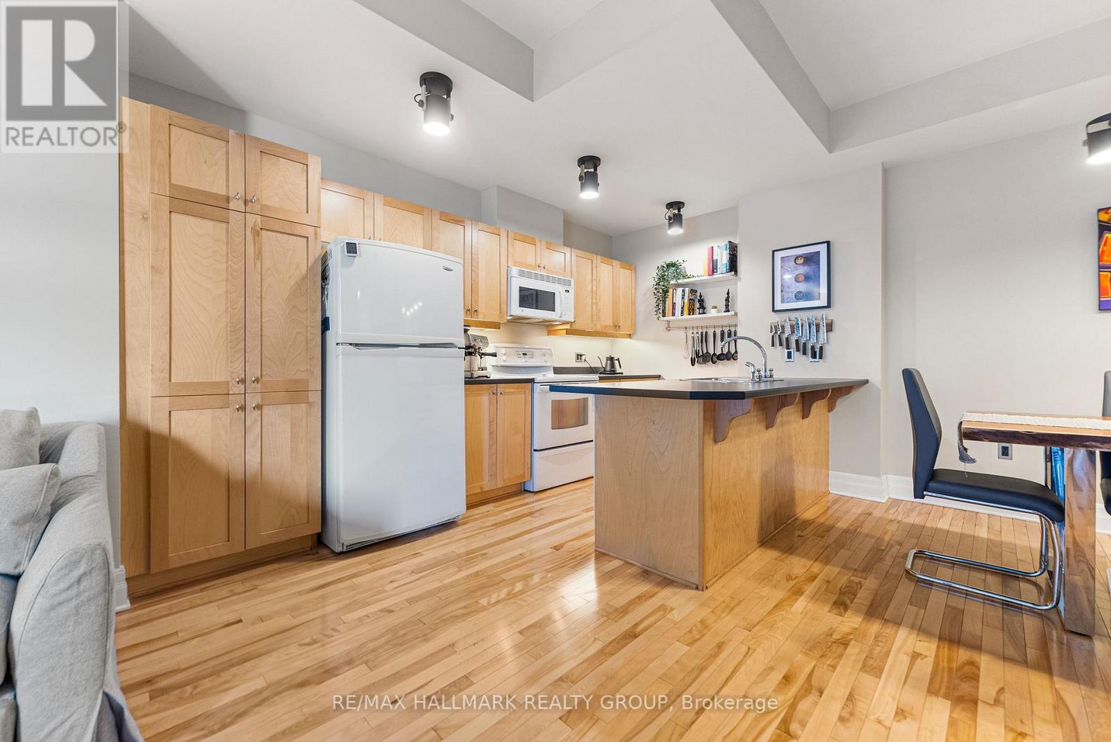 804 - 375 Lisgar Street, Ottawa, Ontario  K2P 0E3 - Photo 16 - X12150198