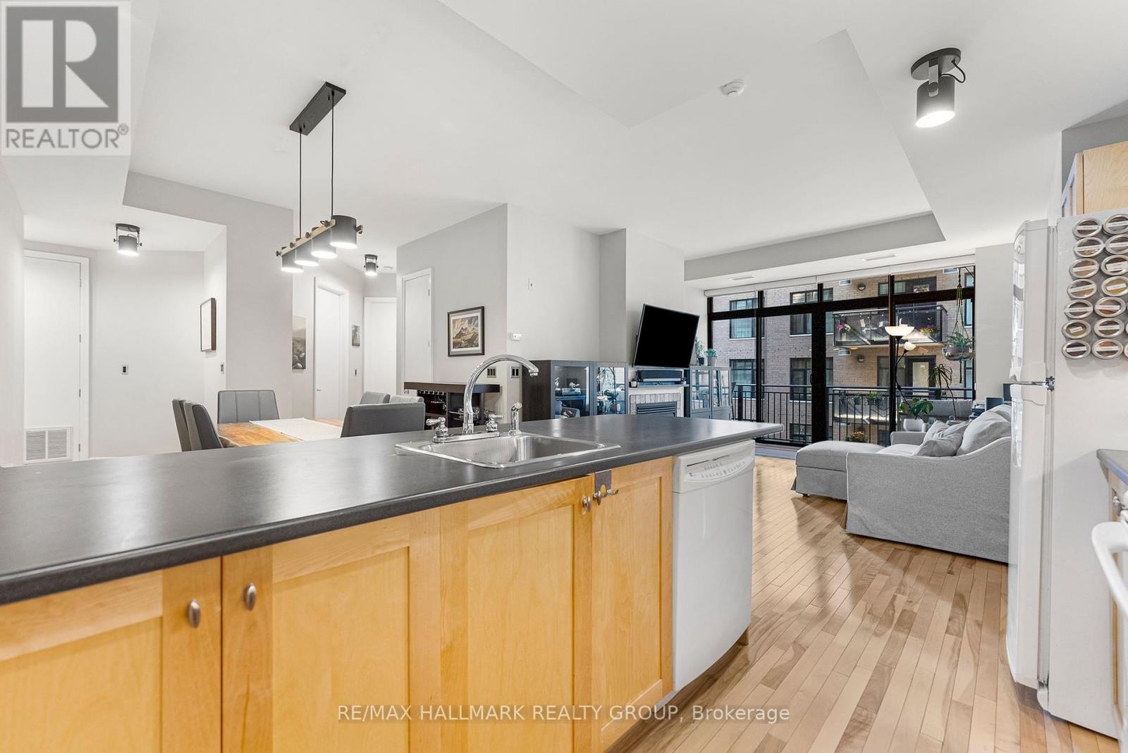 804 - 375 Lisgar Street, Ottawa, Ontario  K2P 0E3 - Photo 19 - X12150198