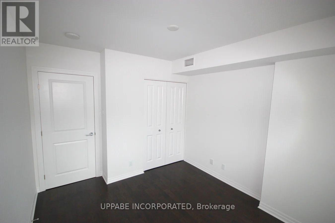 403 - 242 Rideau Street, Ottawa, Ontario  K1N 0B7 - Photo 8 - X12150289