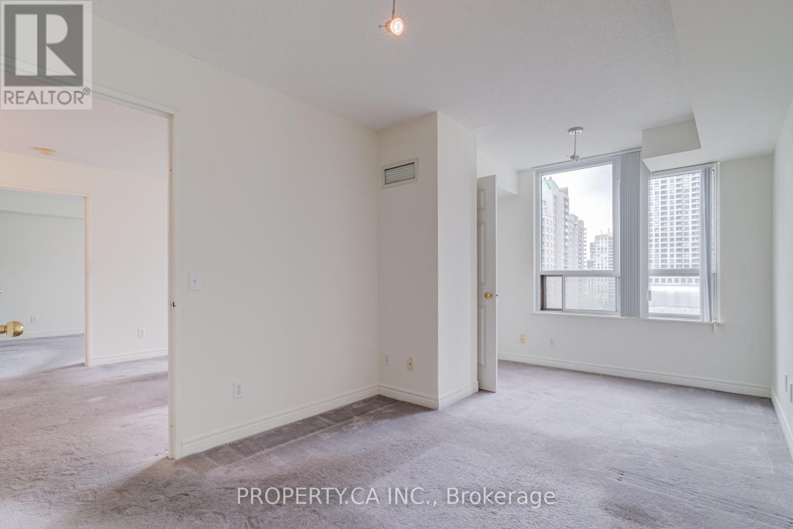1008 - 18 Parkview Avenue, Toronto, Ontario  M2N 7H7 - Photo 21 - C12150031